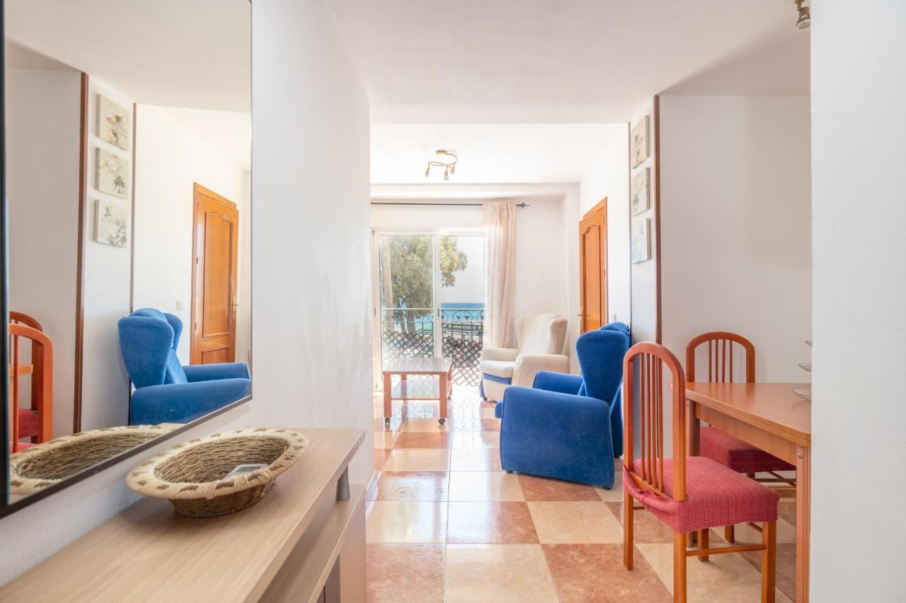 Renthas Pedregalejo Beach Apartments Malaga Exterior photo