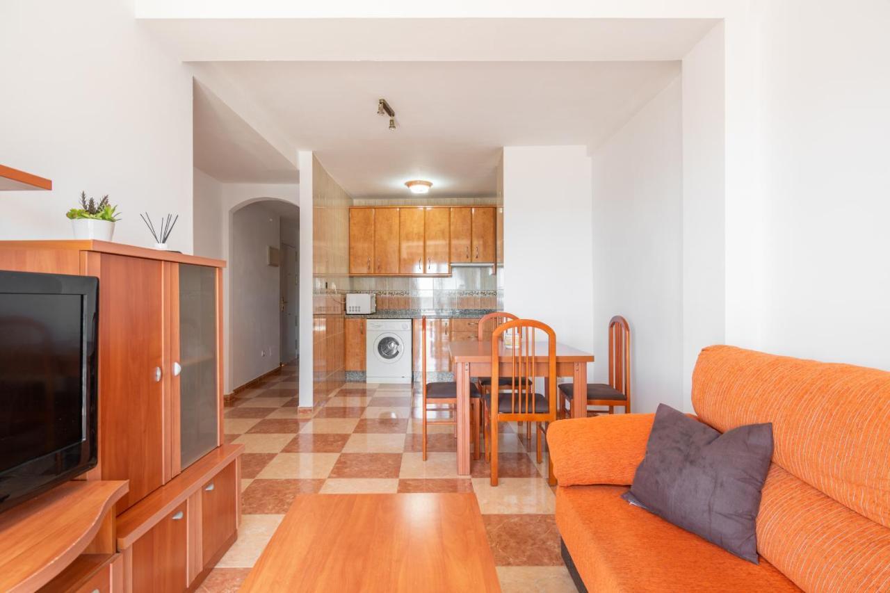 Renthas Pedregalejo Beach Apartments Malaga Exterior photo