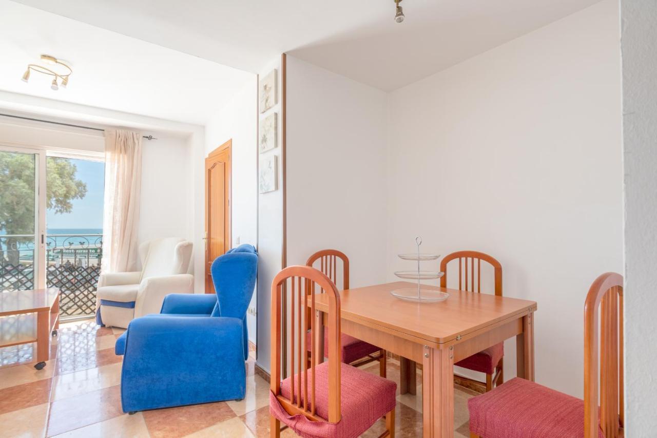 Renthas Pedregalejo Beach Apartments Malaga Exterior photo
