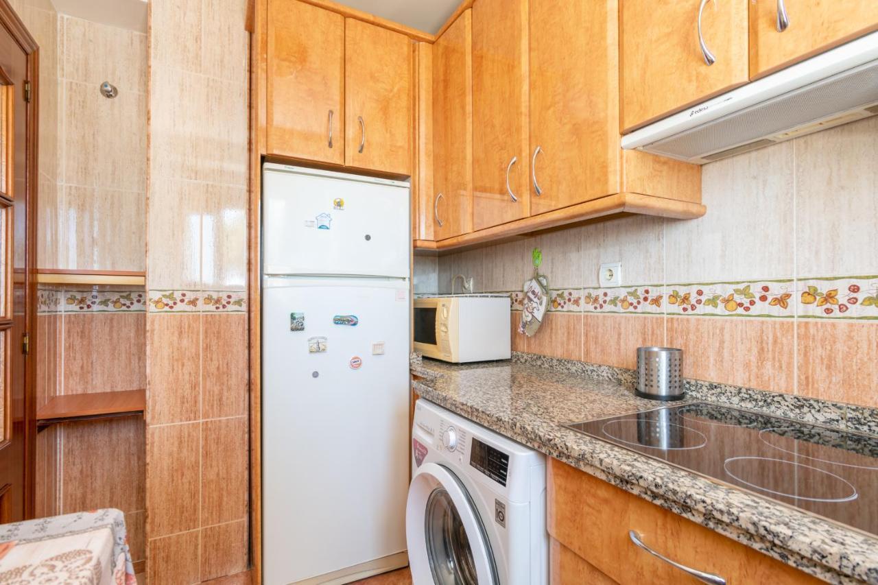 Renthas Pedregalejo Beach Apartments Malaga Exterior photo