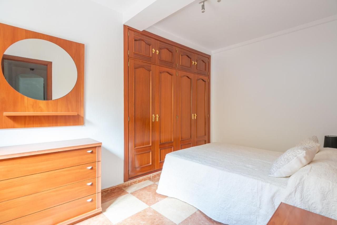 Renthas Pedregalejo Beach Apartments Malaga Exterior photo