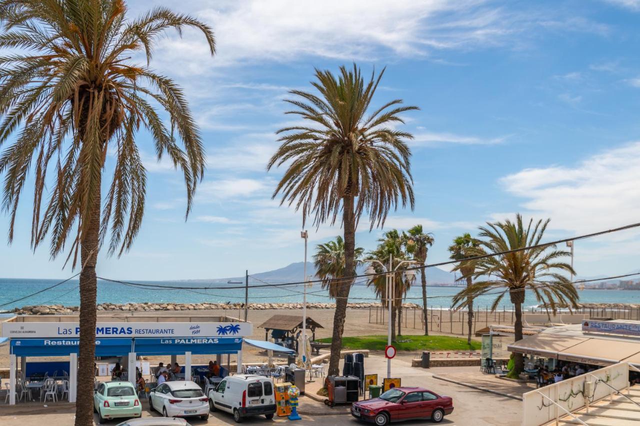 Renthas Pedregalejo Beach Apartments Malaga Exterior photo