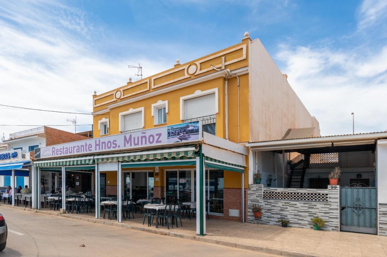 Renthas Pedregalejo Beach Apartments Malaga Exterior photo